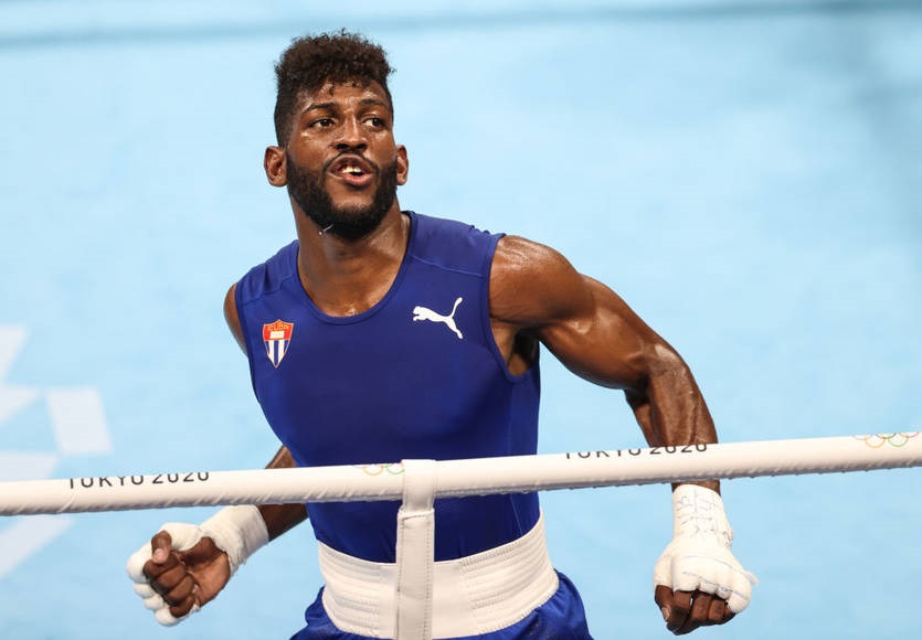 Ломаченко може зустрітися на рингу з олімпійським чемпіоном