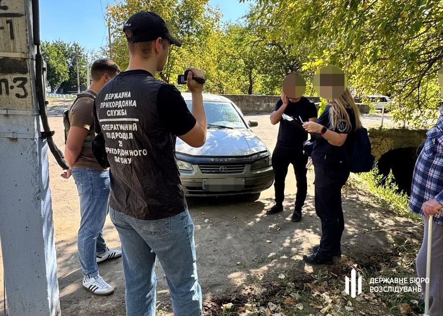 Новини України - ДБР перекрило "тур" ухилянтів до Молдови