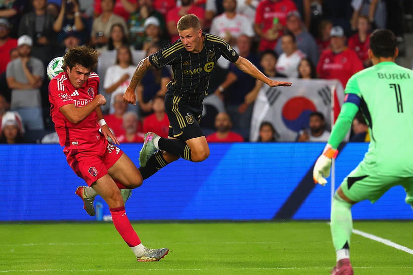 Новини спорту - Два асисти українця – і Лос-Анджелес святкує велику перемогу в МЛС