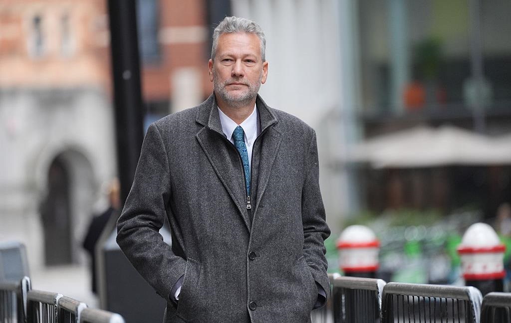 Новини світу - Ексдепутат Європарламенту зізнався у хабарях за підтримку Росії