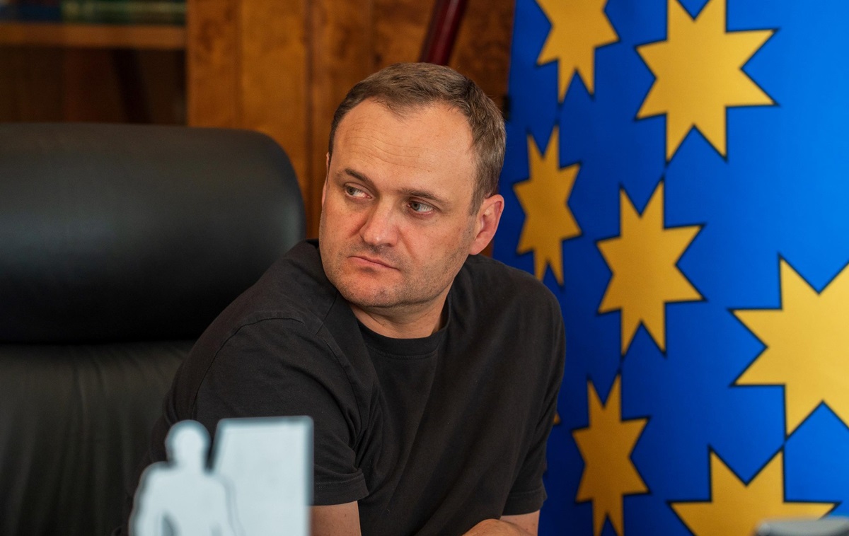 Новини України - Кулеба анонсував захист прифронтових доріг протидроновими сітками