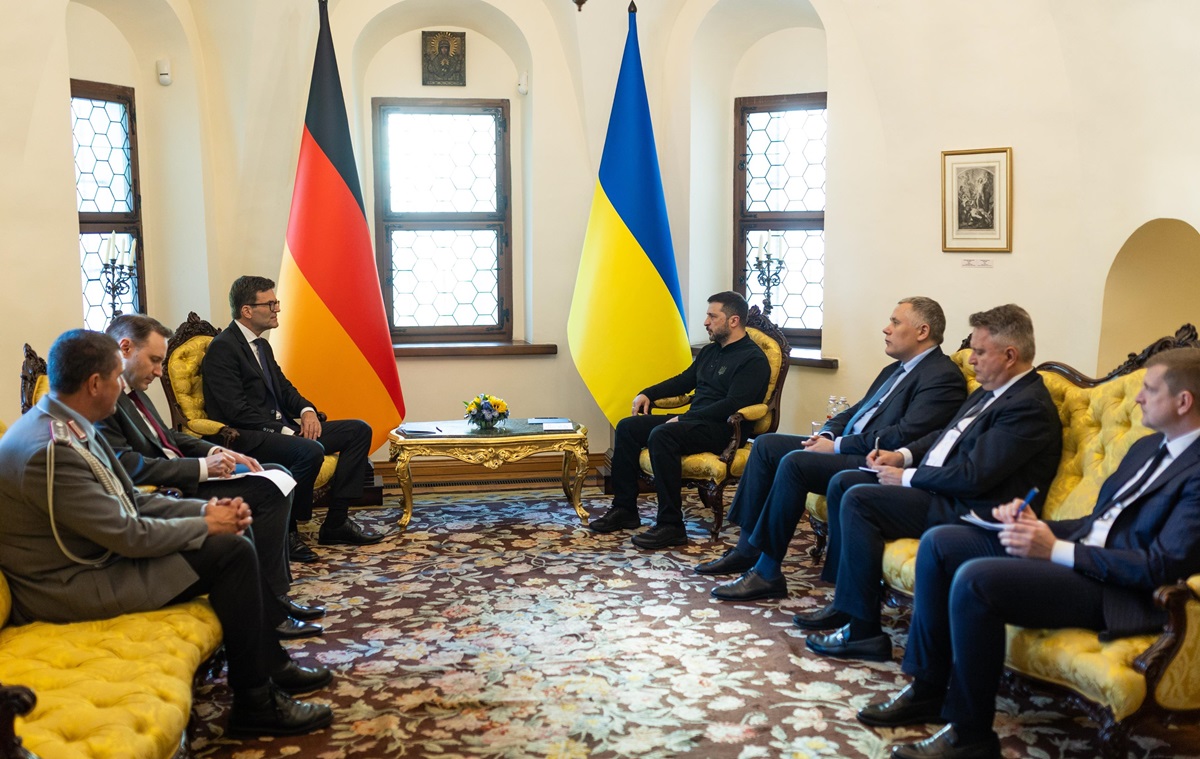 Новини України - Нові посли трьох країн почали роботу в Україні