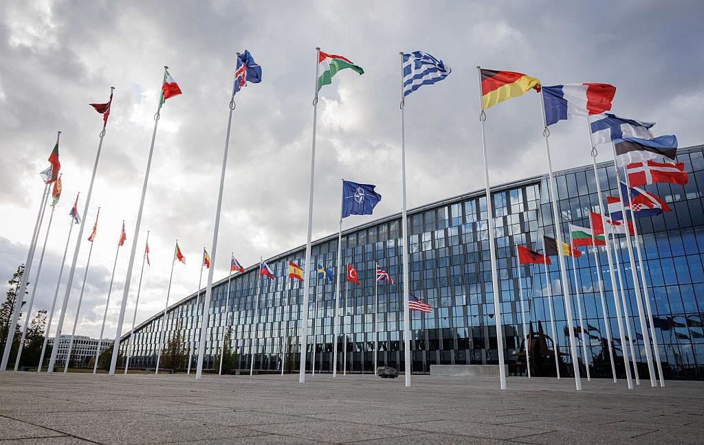 Новини світу - Рада НАТО звинуватила Росію в ескалації