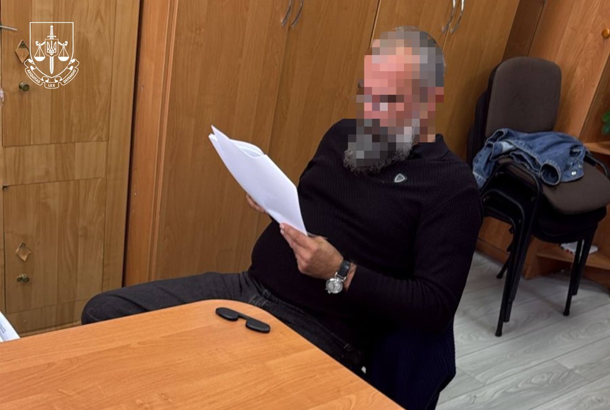 Розкрито схему заволодіння землею музею в Пирогові