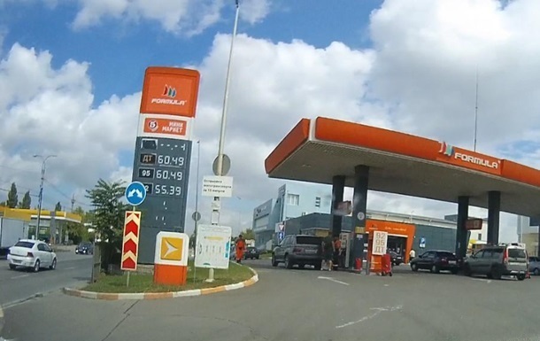 Новини України - У Криму обмежили продаж пального "в одні руки"