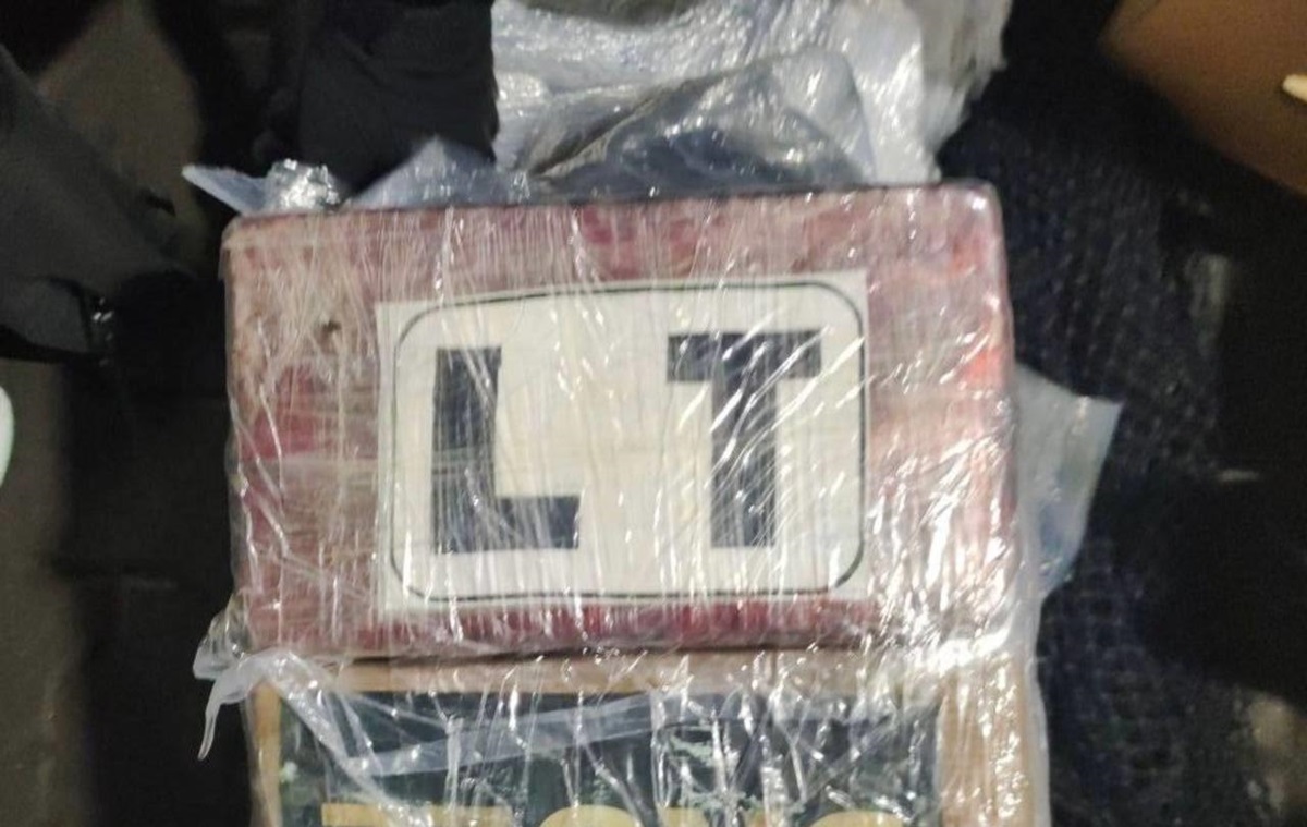 Новини світу - У Петербурзі знайшли 1,5 тонни кокаїну на кораблі з бананами