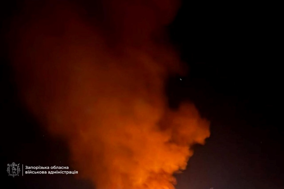 Новини України - У Запоріжжі прогриміли вибухи: що відомо