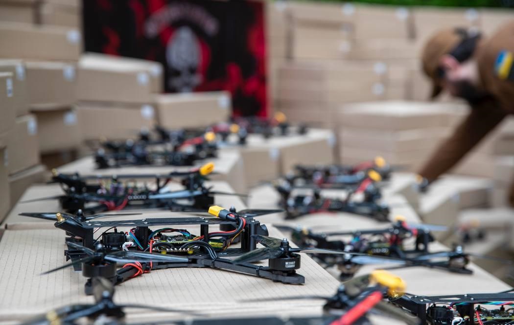 Новини України - Зеленський назвав напрямки для експорту зброї