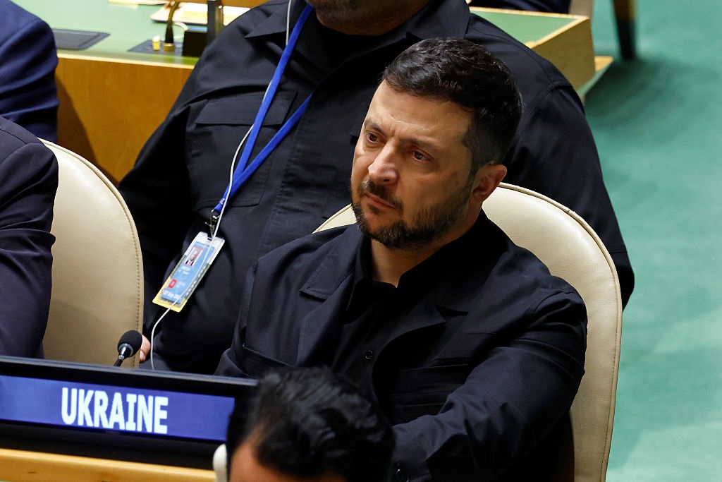 Новини України - Зеленський назвав "слабкою" реакцію НАТО на авіаційні провокації Росії