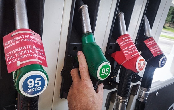 Новини світу - Білорусь вчетверо збільшила експорт бензину до РФ