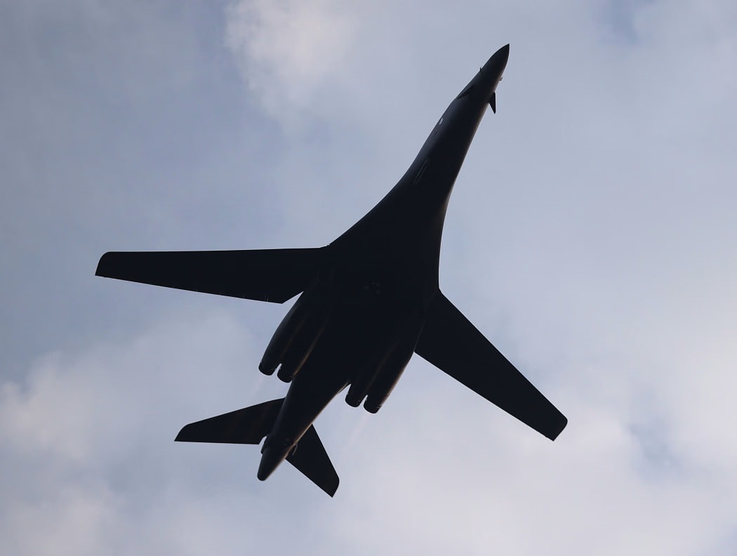 Новини світу - Бомбардувальники напоготові: Трамп заявив про наземну операцію у Венесуелі