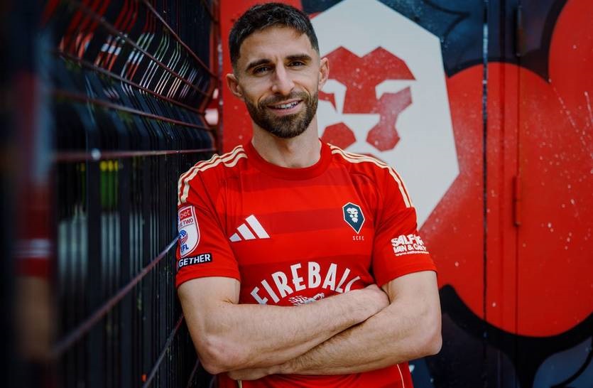 Новини спорту - Екс-вінгер топ-клубів Європи продовжить кар'єру у четвертому дивізіоні Англії