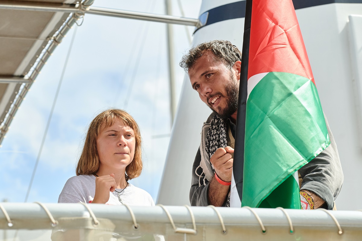 Новини світу - Ізраїль перехопив судна з гуманітаркою для Гази і Гретою Тунберг на борту