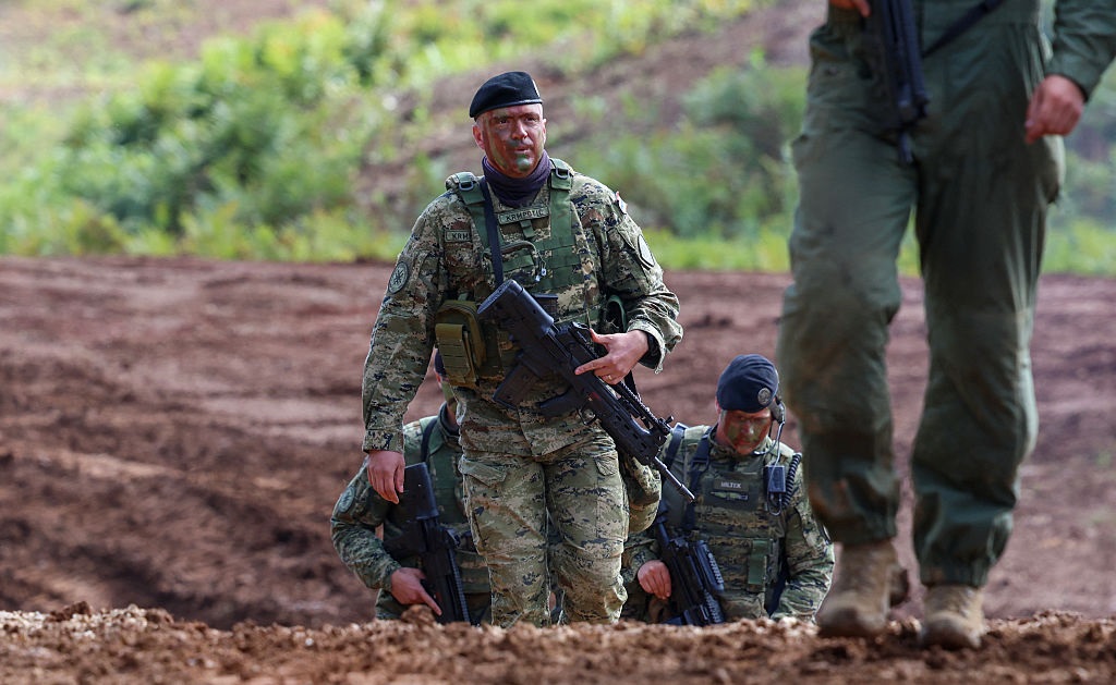 Новини світу - Хорватія повертає обов’язкову військову службу