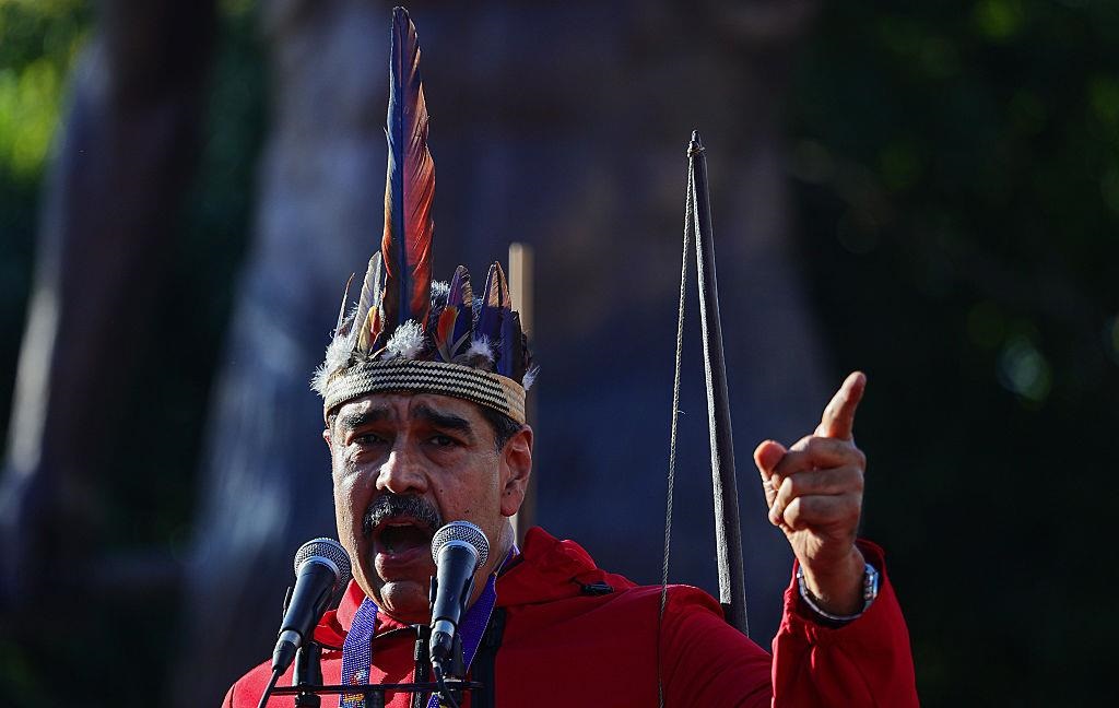 Новини світу - Мадуро на тлі заяв Трампа пригрозив "5000 російських ПЗРК"