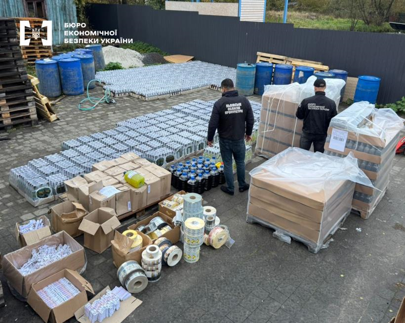 Новини України - На Львівщині викрили підпільне виробництво алкоголю на понад 1,2 млн