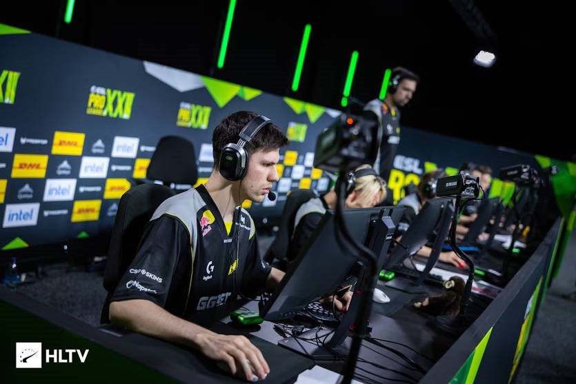 Новини спорту - NaVi з перемогою над The MongolZ виходять у плейоф ESL Pro League