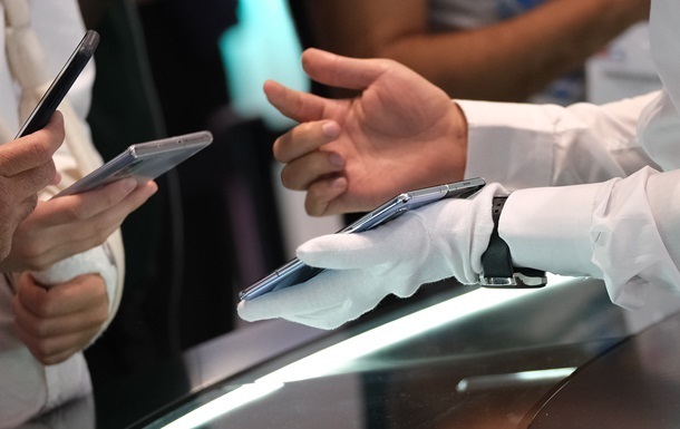 Технології - Новий стандарт пам’яті смартфонів забезпечить удвічі більшу швидкість