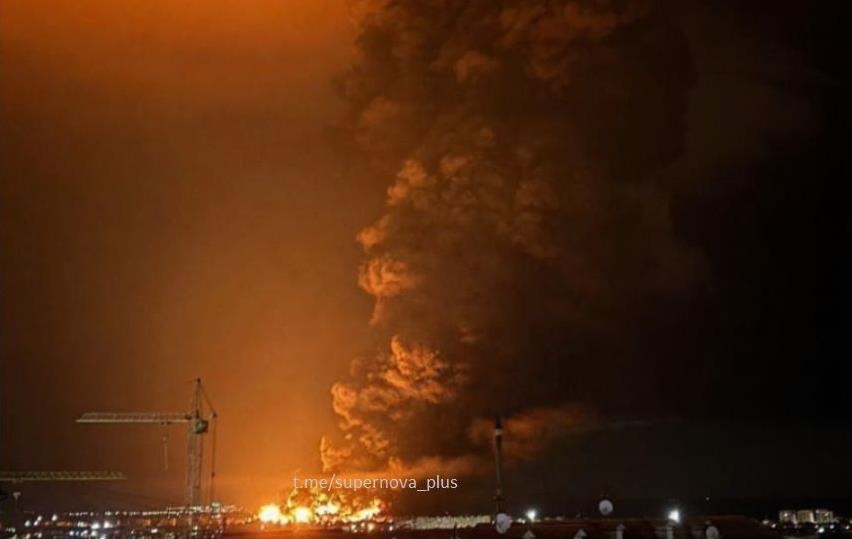 Новини України - У Феодосії знову палає нафтобаза