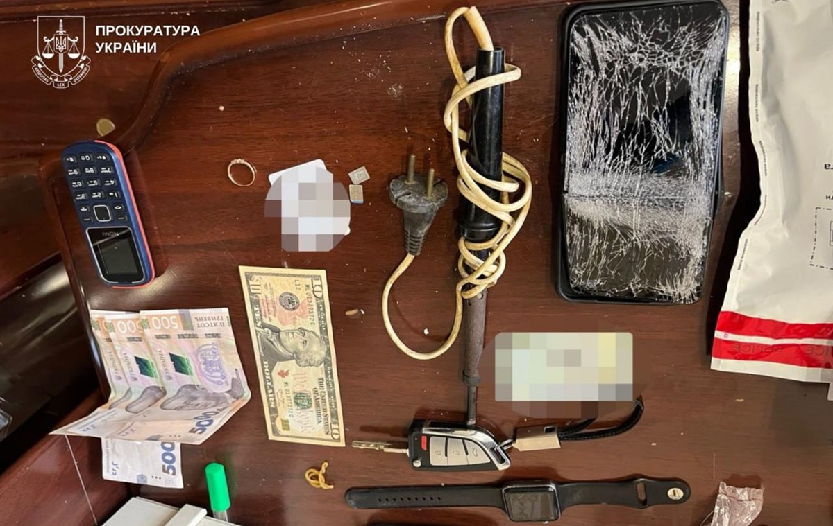 Новини України - У Кривому Розі рекетири катували бізнесмена паяльником заради $500 тис.