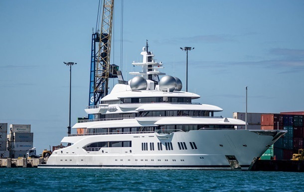 Новини світу - У США продали яхту російського олігарха Керімова