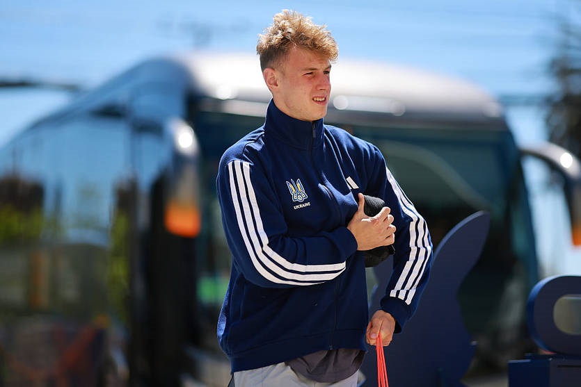 Новини спорту - УАФ офіційно роз'яснила ситуацію з дискваліфікацією Синчука