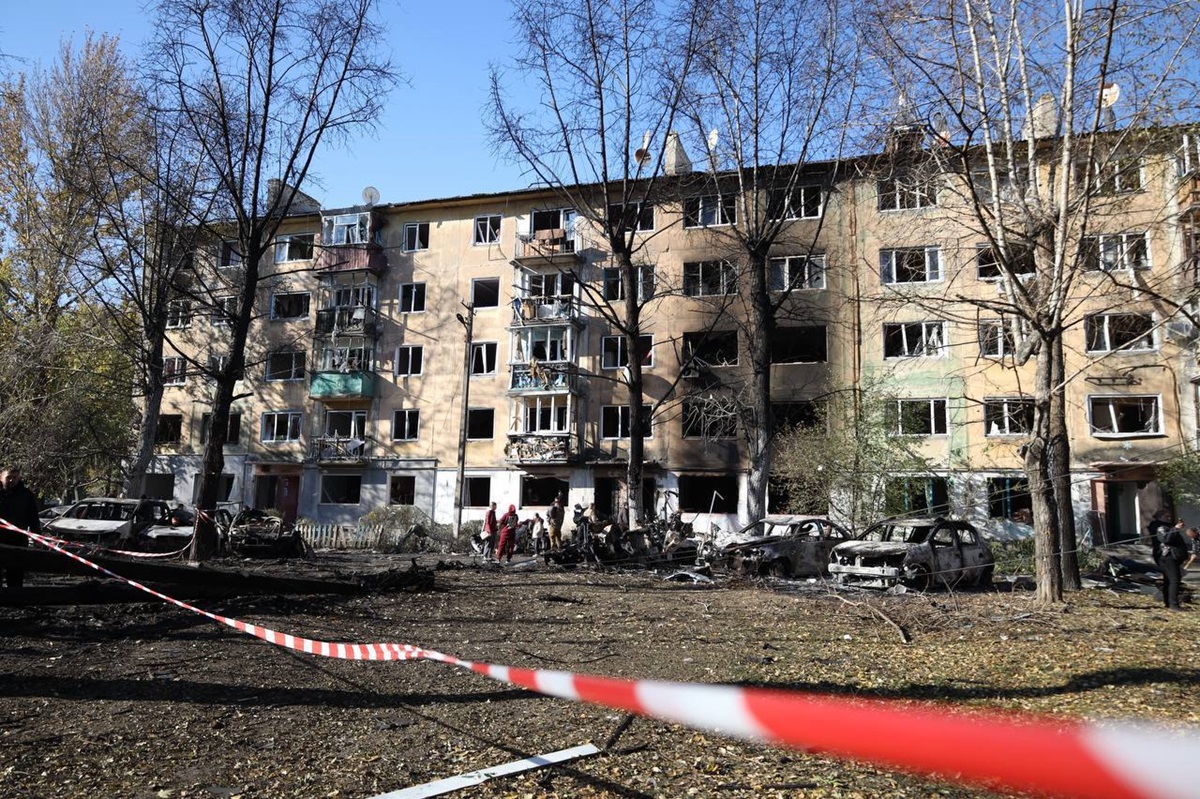 Новини України - Удар по Шахтарському: пошкоджено 14 будинків