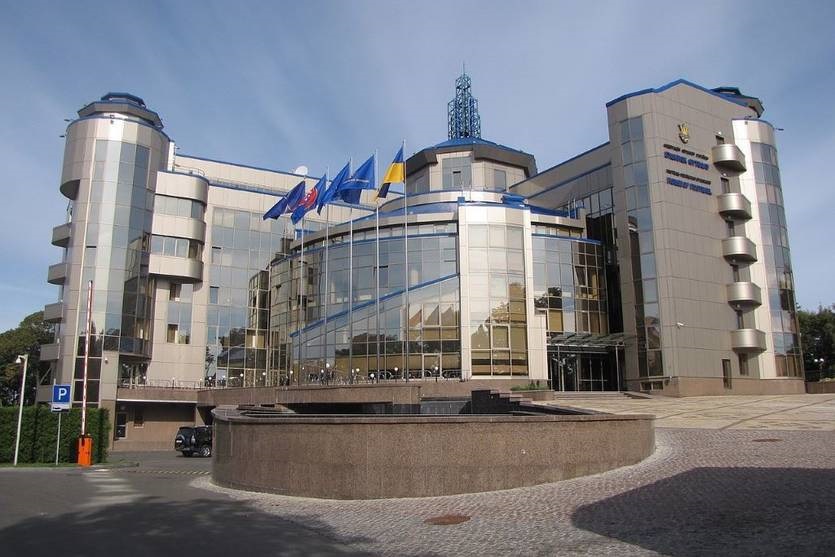 Україна проти: РФ залучає клуби-саморобки з окупованих територій