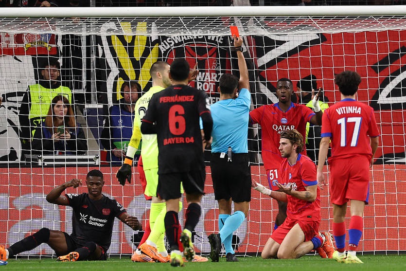 Новини спорту - Українець Забарний був вилучений у поєдинку з Баєром