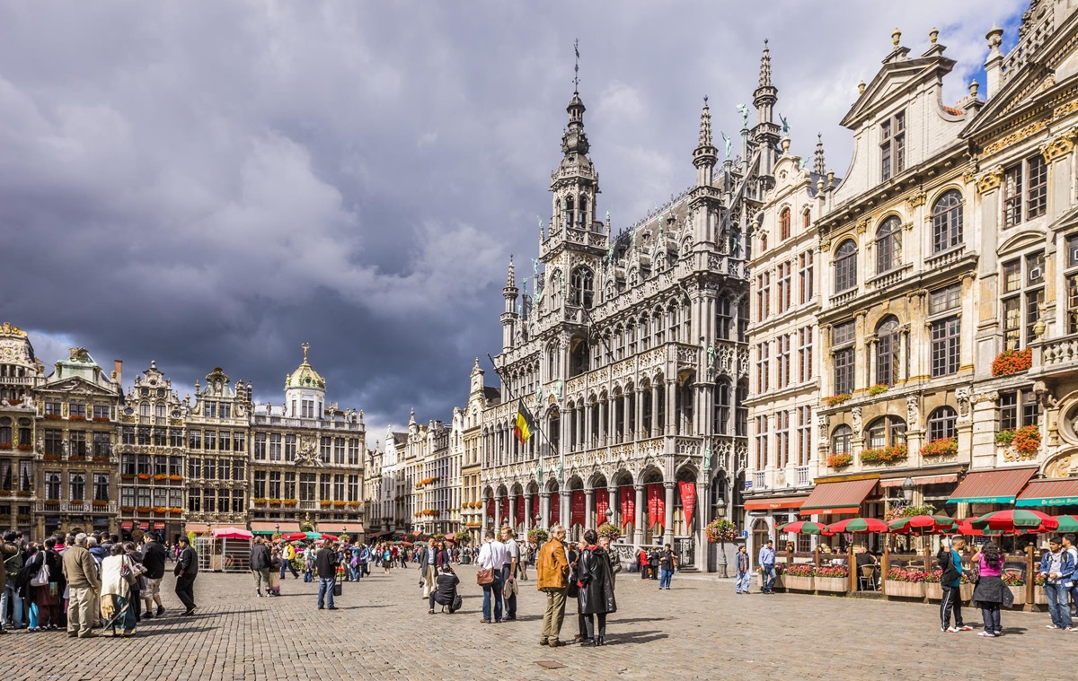 Новини світу - В ЄС погодили обмеження стосовно поїздок російських дипломатів - ЗМІ