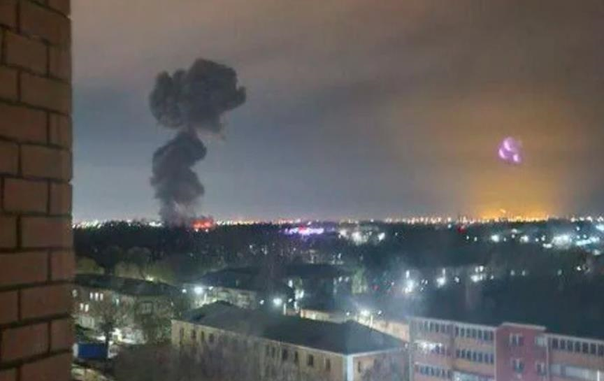 Новини світу - Вибух на військовому заводі у Росії: 11 людей досі не можуть знайти