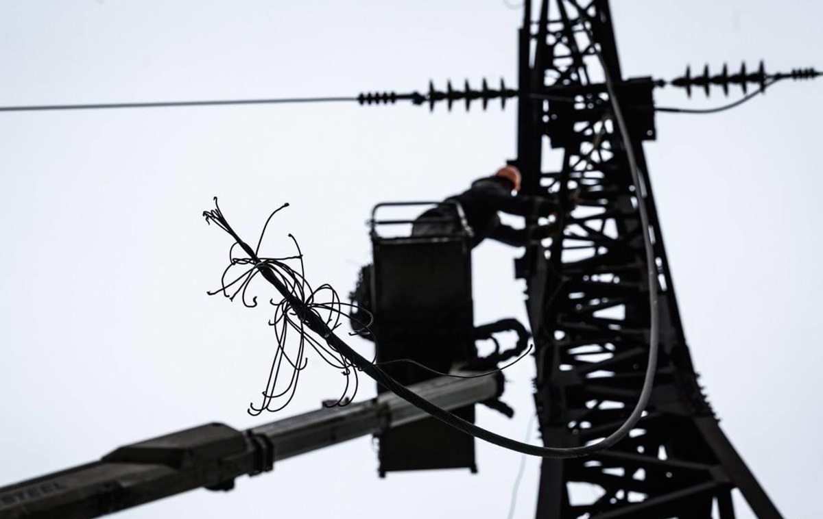 Новини України - Відключення світла охопили 12 областей України