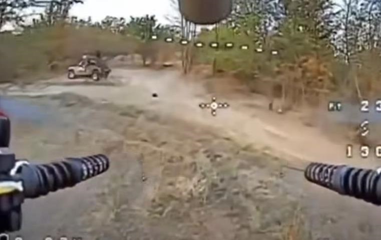 Новини України - Воїни СБУ показали відео знищень техніки росіян