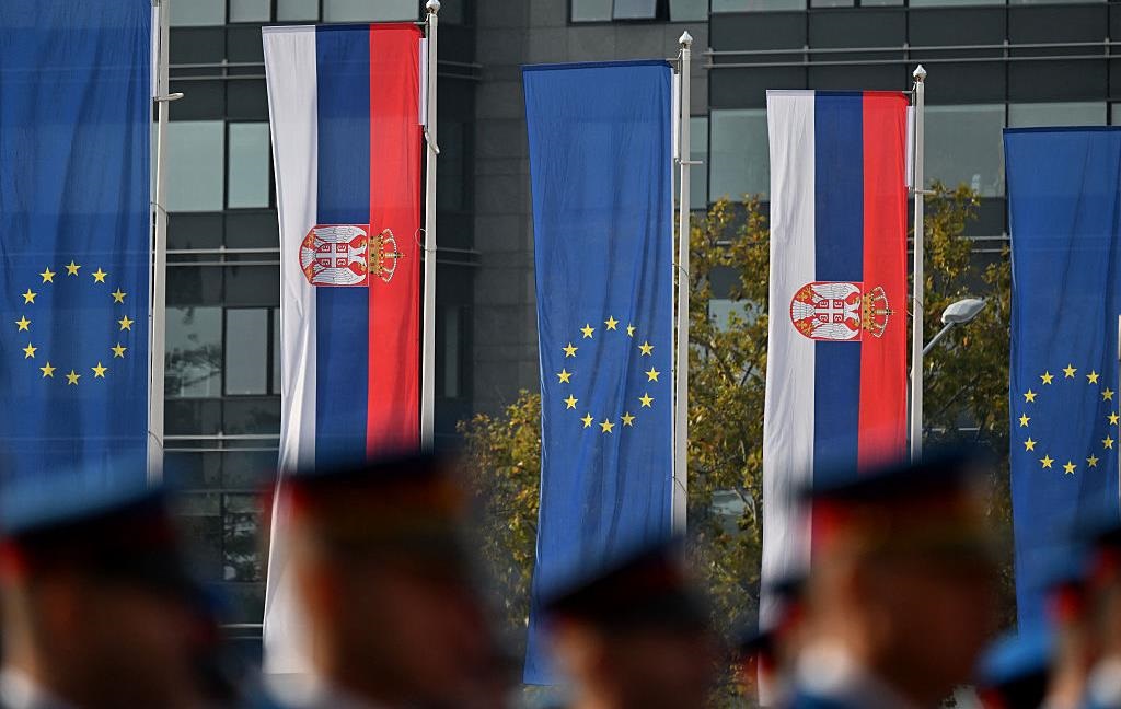 Новини світу - Європарламент зажадав, щоб Сербія запровадила санкції проти РФ