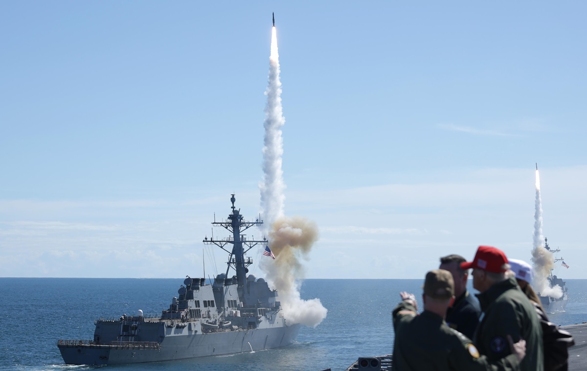 Новини світу - "За наказом Трампа": в США заявили про удар по судну наркокартелю