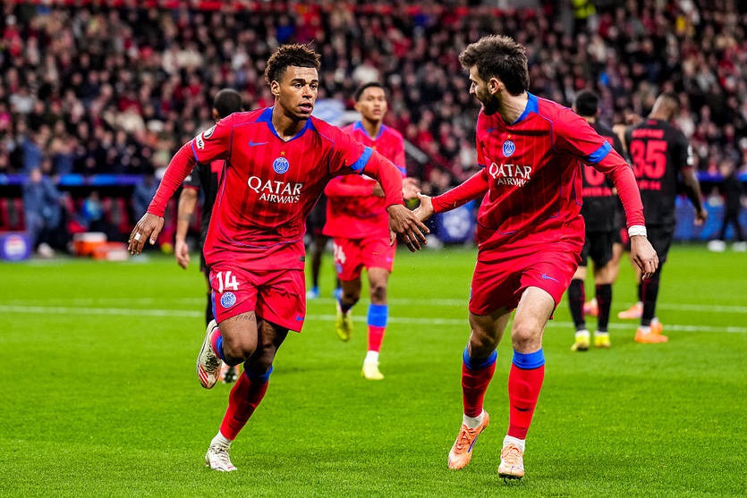 Новини спорту - Забарний залишив ПСЖ у меншості: відео розгромного матчу