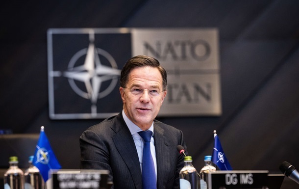 До кінця року Україна отримає зброї на $5 млрд – генсек НАТО
