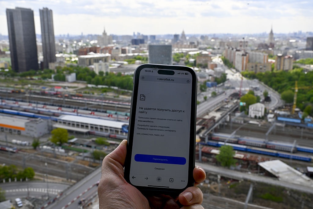 Дротовий і мобільний. В Росії зникає інтернет