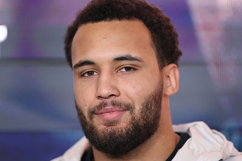 Ітаума вважає, що Усик відмовиться від титулів через страх перед поєдинком