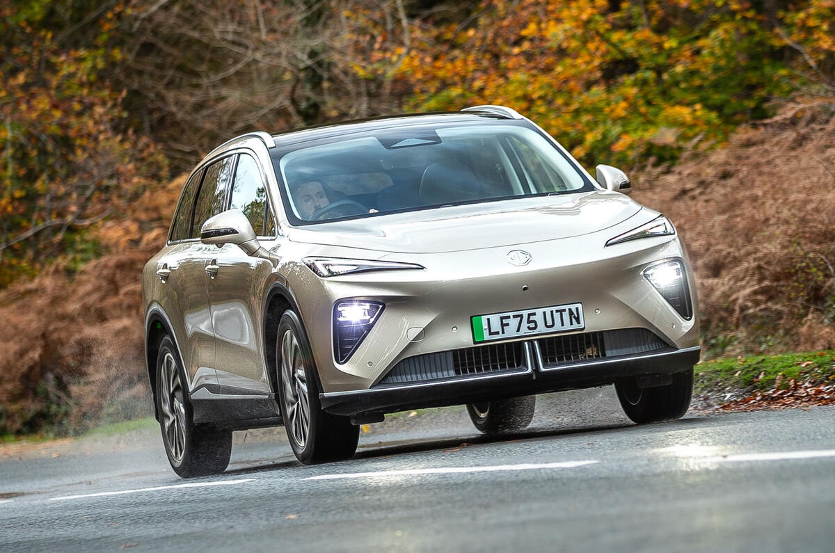 MG представила електрокросовер S6