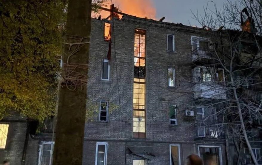 У Кам’янському БПЛА влучив у будинок – ЗМІ