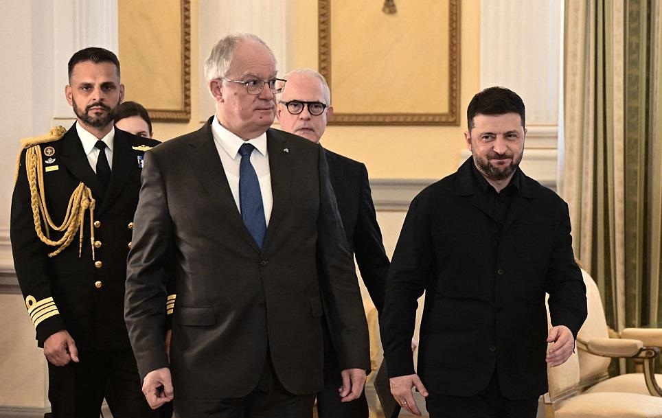 Зеленський прибув до Афін