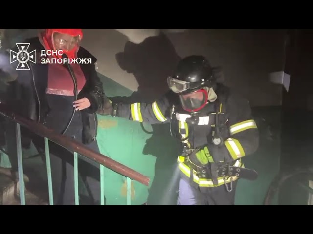 Запоріжжя: росіяни завдали удару БпЛА по девʼятиповерховому житловому будинку