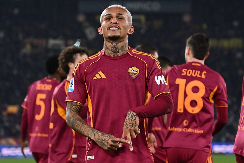 Новини спорту - Рома впоралася без Довбика, мінімально здолавши Комо