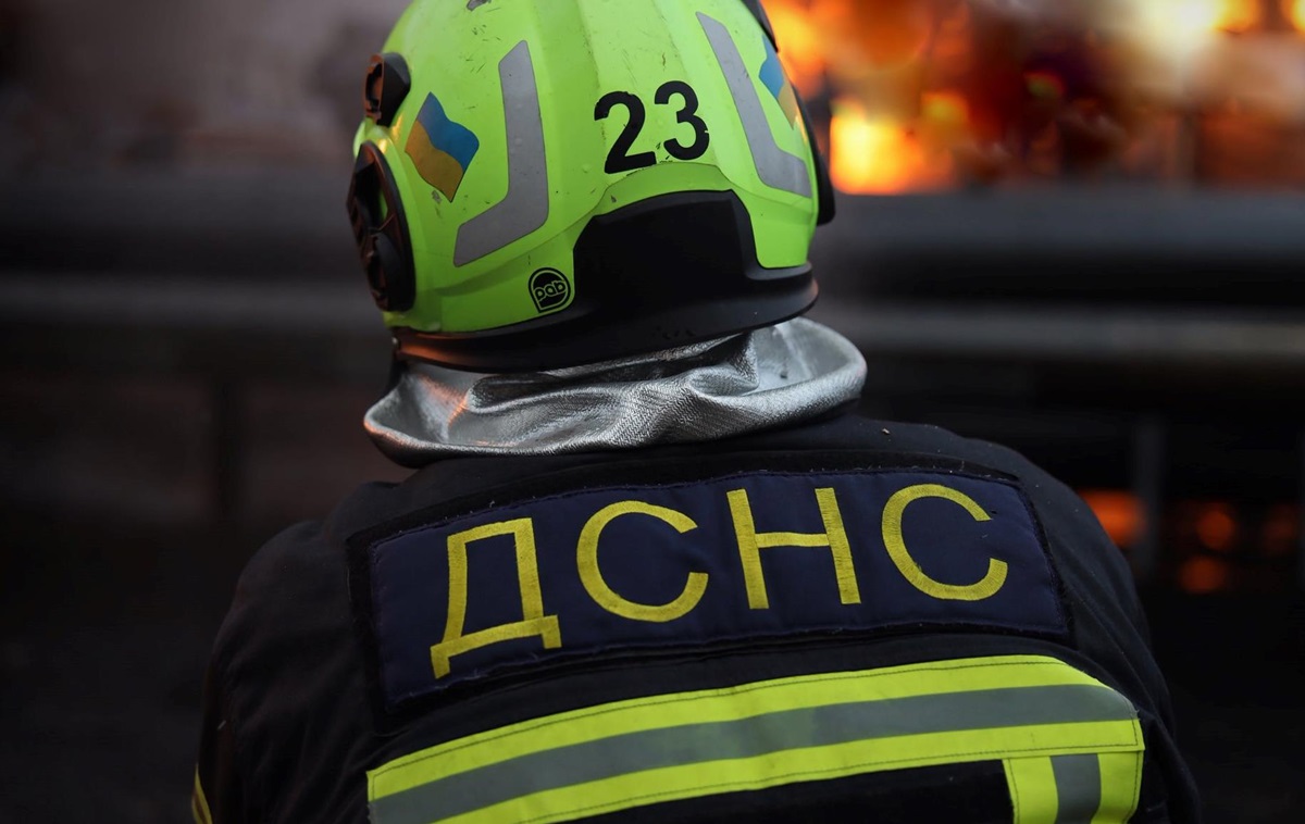 Шахед поцілив у багатоповерхівку в Чернігові