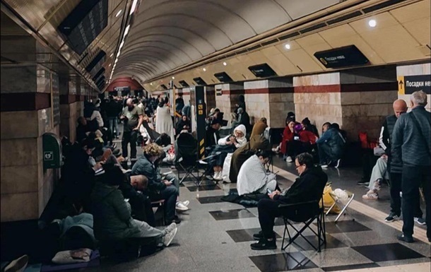 У Києві пролунали вибухи, працює ППО – КМВА