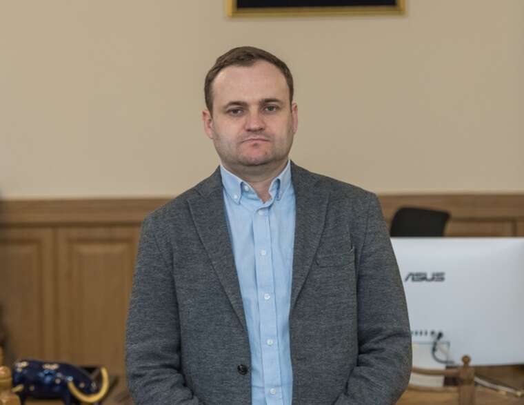 Віцепрем’єр Олексій Кулеба отримав у подарунок від матері квартиру в Києві за 8 мільйонів гривень