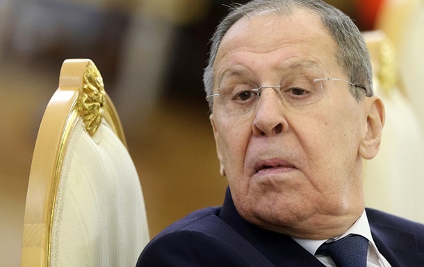 Лавров знайшов “винних” у замаху на генерала ГРУ