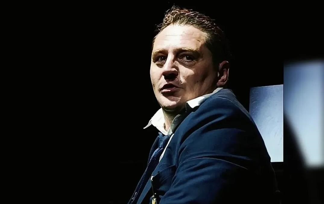 Актор Довженко заявив про фінансові труднощі