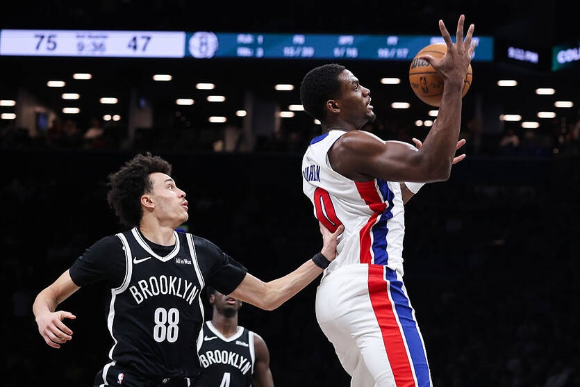 НБА: успіх Сан-Антоніо та перемога Детройта